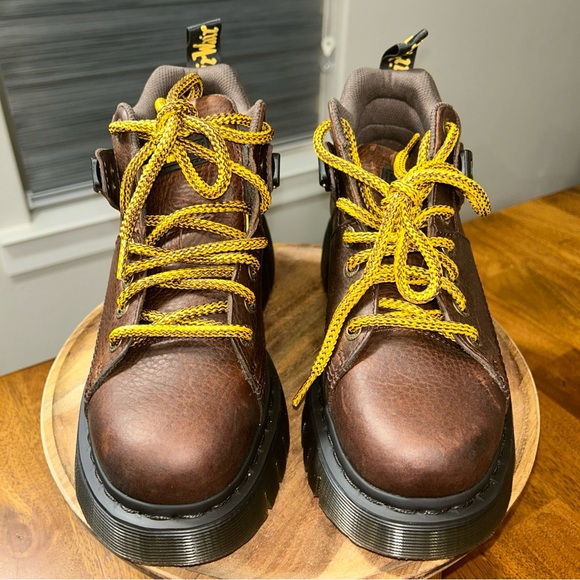 Dr. Martens Woodard Grizzly Women’s 8 Dark Brown Ankle Boots NWOT - Picture 5 of 16